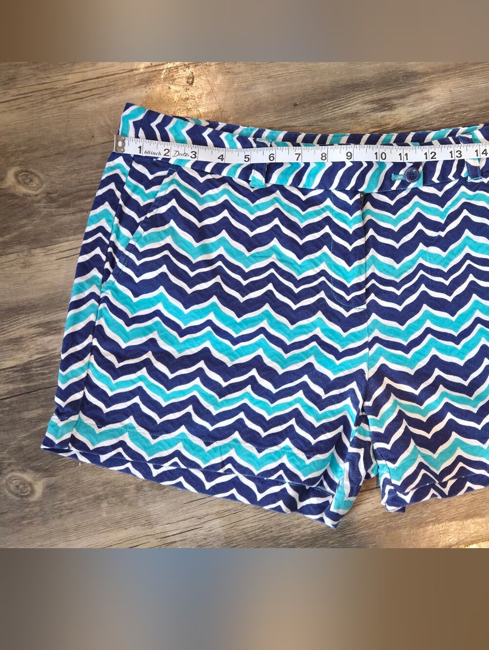 Women's Vineyard Vines Chevron Every Day Shorts